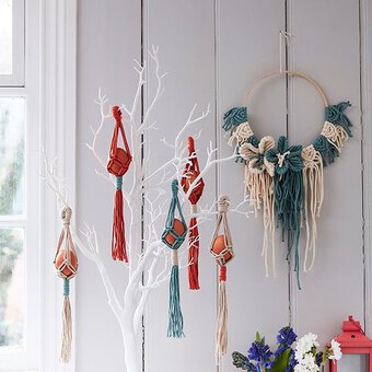 How to Make a Macrame Flower Wreath