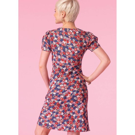 McCall&rsquo;s Women&rsquo;s Dress Sewing Pattern M7116 (16-24) image number 6