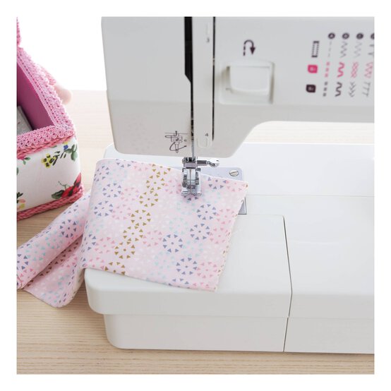 Hobbycraft 32S Sewing Machine image number 3