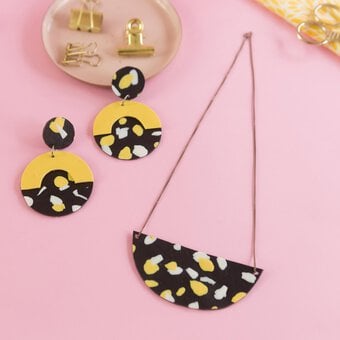 How to Make FIMO Leather-Effect Terrazzo-Style Jewellery