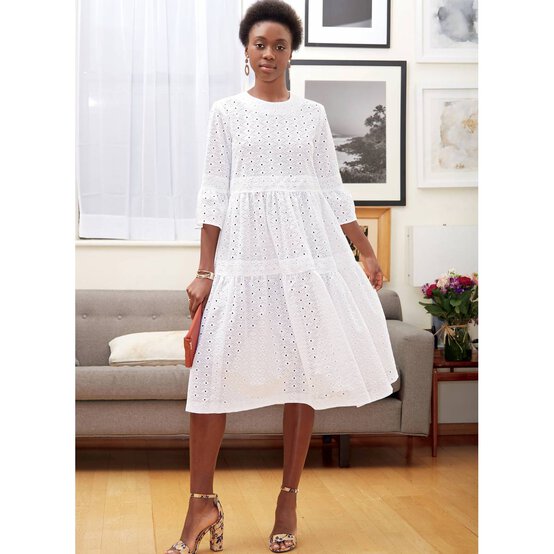 McCall&rsquo;s Women&rsquo;s Dresses Sewing Pattern M7948 (14-22) image number 6