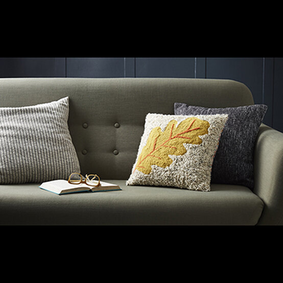 How to Make a Cosy Punch Needle Cushion image number 1