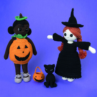 How to Crochet a Halloween Costume for Your Tiny Friends Doll