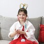 How to Make a Doctor Pearl Costume image number 1