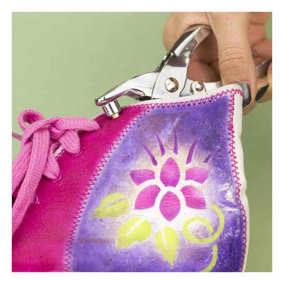 Modelcraft Eyelet Pliers Set