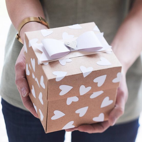 Black Explosion Box Scrapbook 12.5cm image number 3