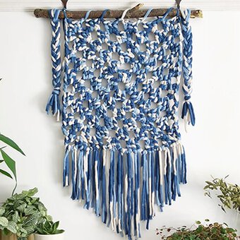 How to Crochet a Granny Square Wall Hanging