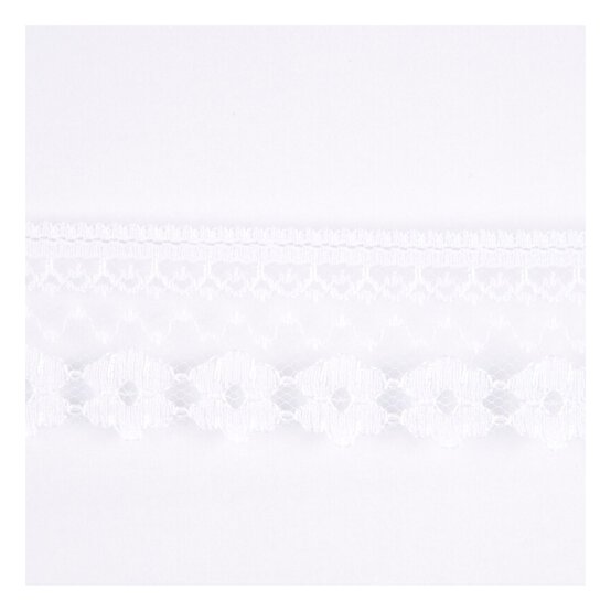 White 35mm Buttercup Lace Trim by the Metre image number 1