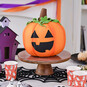 How to Make a Pumpkin Pi&ntilde;ata Cake image number 1