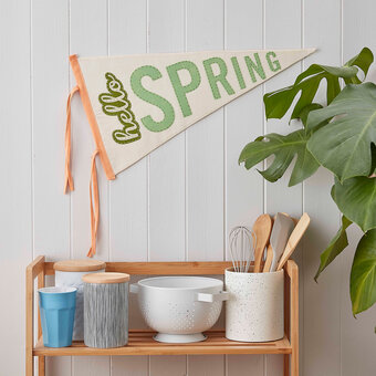 Cricut: How to Make a Pennant Flag