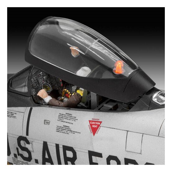 Revell F-86D Dog Sabre Model Kit 1:48 image number 6
