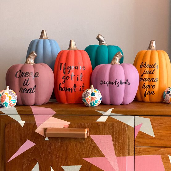 Cricut: How to Create Slogan Pumpkins image number 1
