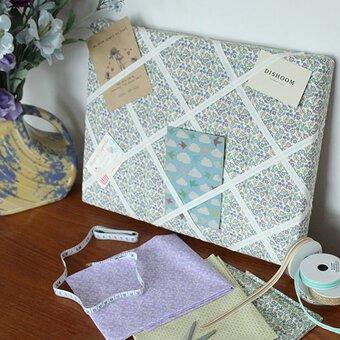 How to Make a Ribbon Noticeboard