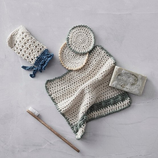 How to Crochet a Reusable Washcloth Set image number 1