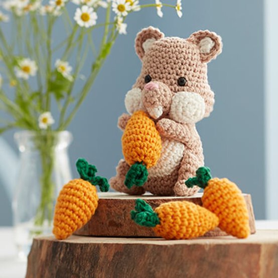 How to Crochet an Amigurumi Hamster image number 1