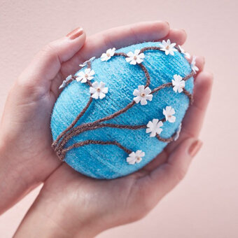 How to Make a Wool Wrapped Egg