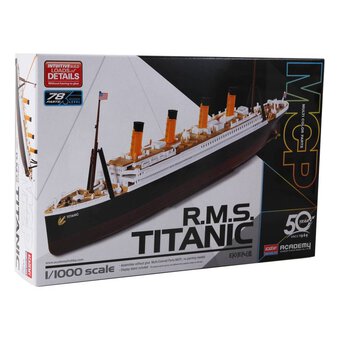 RMS Titanic Easy Build Model Kit 1:1000