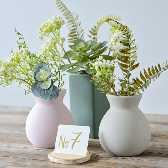 Unglazed Ceramic Bulb Vase 13cm x 10cm image number 3