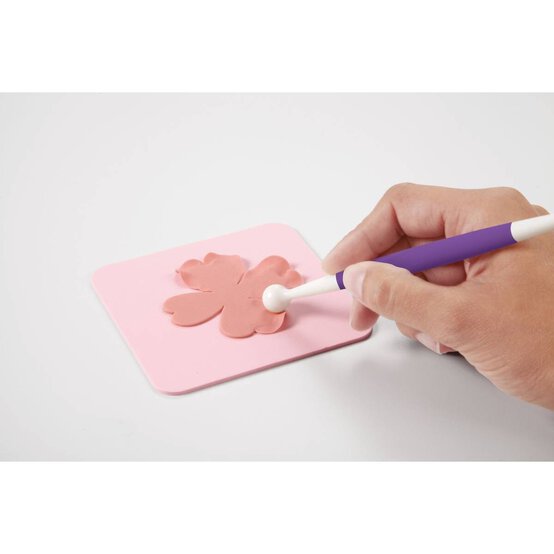 Wilton Fondant and Gum Paste Tool Set 3 Pieces image number 5