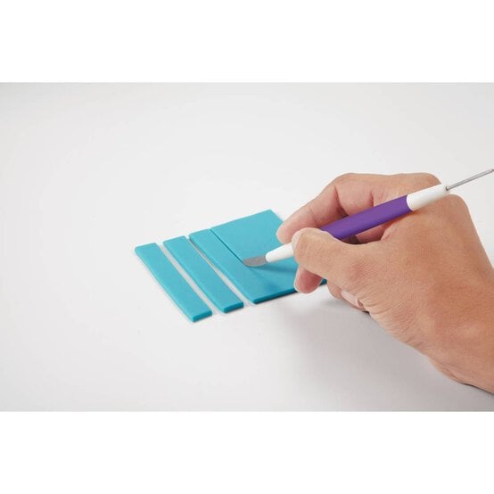 Wilton Fondant and Gum Paste Tool Set 3 Pieces image number 4