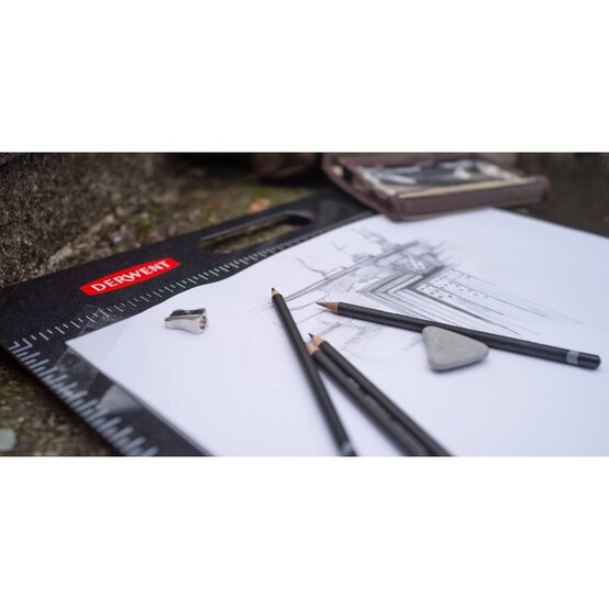 Derwent Sketching Pencil Tin 6 Pieces image number 5