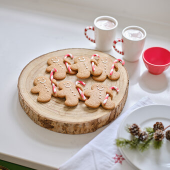 How to Make Gingerbread People