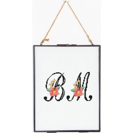 FREE PATTERN DMC Floral Initials Cross Stitch 0116 image number 4