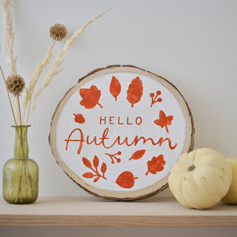 How to Make a Personalised Autumn Wooden Slice