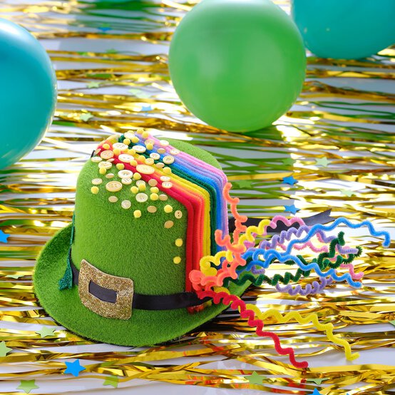 How to Make a St Patrick's Day Hat image number 1