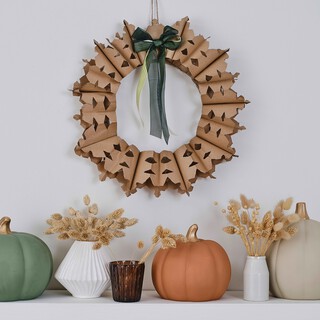 How to Make a Sustainable Recycled Autumn Wreath